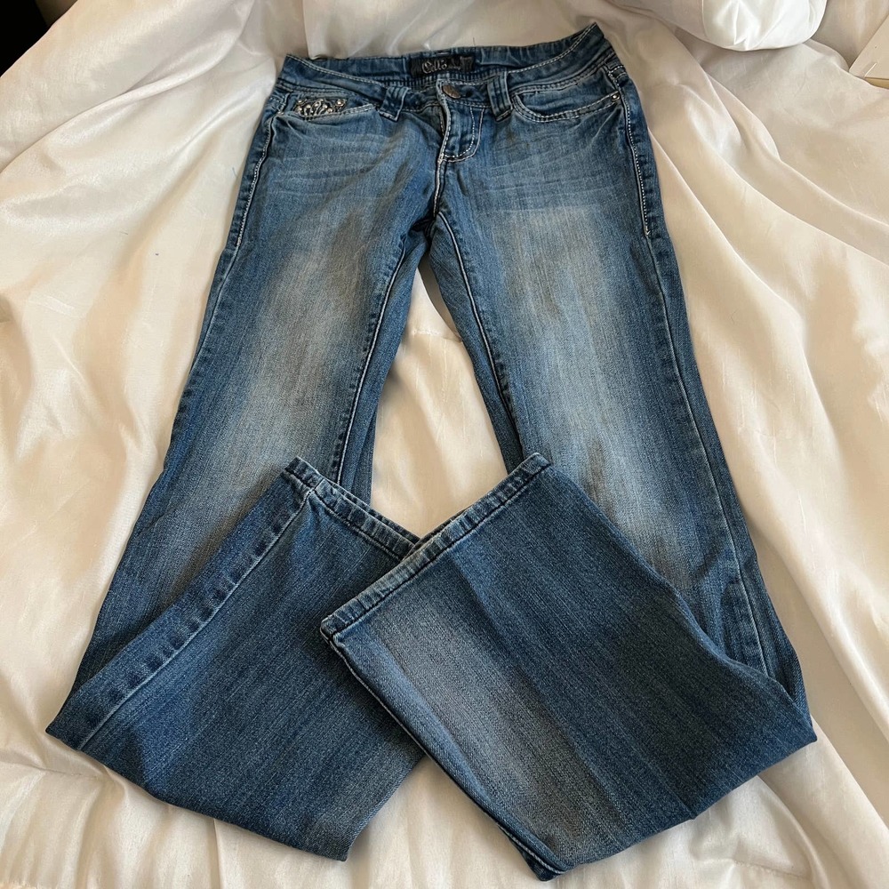 Cello Jeans Very Detailed on back Pockets Low Rise 3